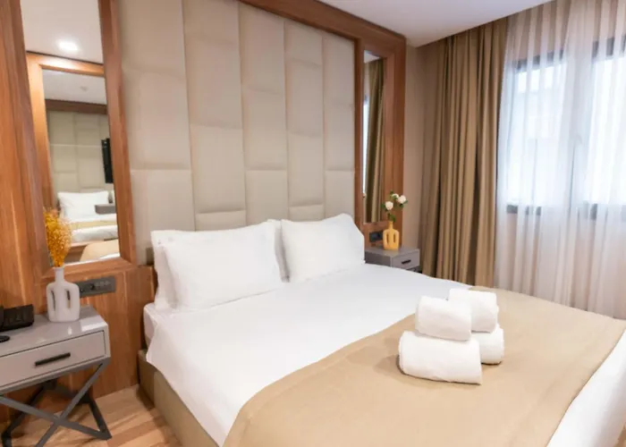 Hotel Four Sides Taksim Lion Hotel&spa 4*