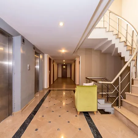 Four Sides Taksim Lion Hotel&spa מלון