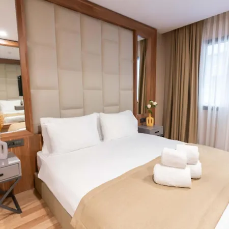 מלון Four Sides Taksim Lion Hotel&spa 4*